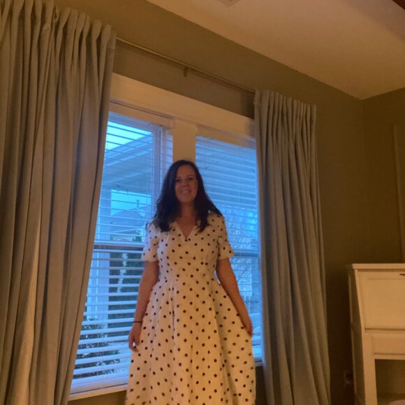 $328 Son de Flor Short Sleeve Polka Dot Wrap Dress - Size Medium - Picture 3 of 3